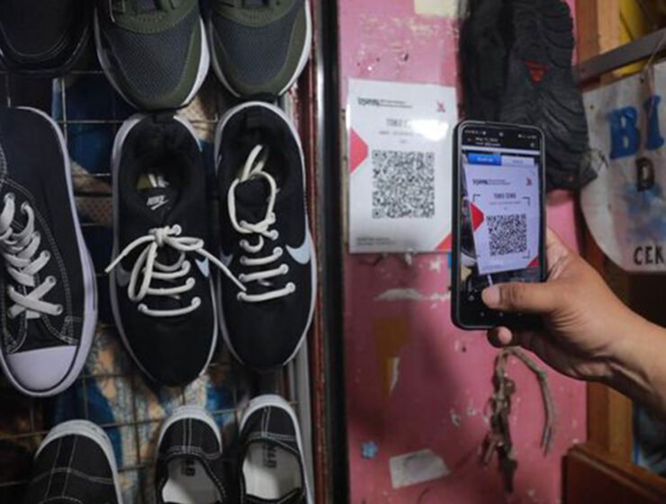 QRIS Bisnis Toko Sepatu: Solusi Pembayaran Digital Praktis dan Terintegrasi